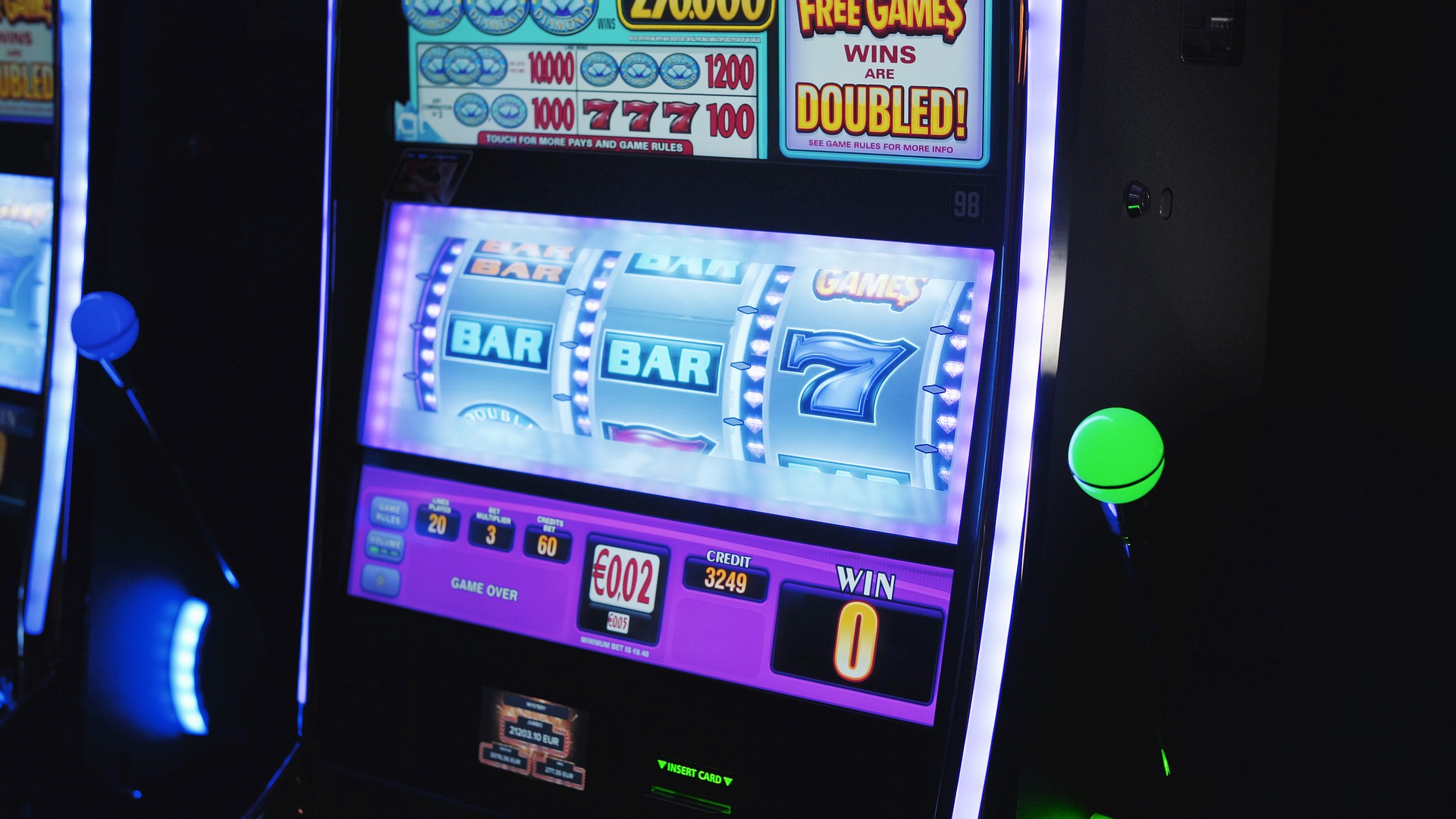 Best Action-themed slots online - Luxury Housing Trends